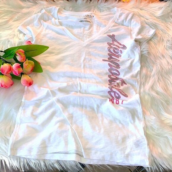 AEROPOSTALE WOMEN’S T SHIRT SIZE LARGE - Picture 1 of 4